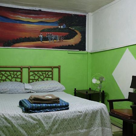 Hostal Del Este Santa Fe San Jose  Exterior photo