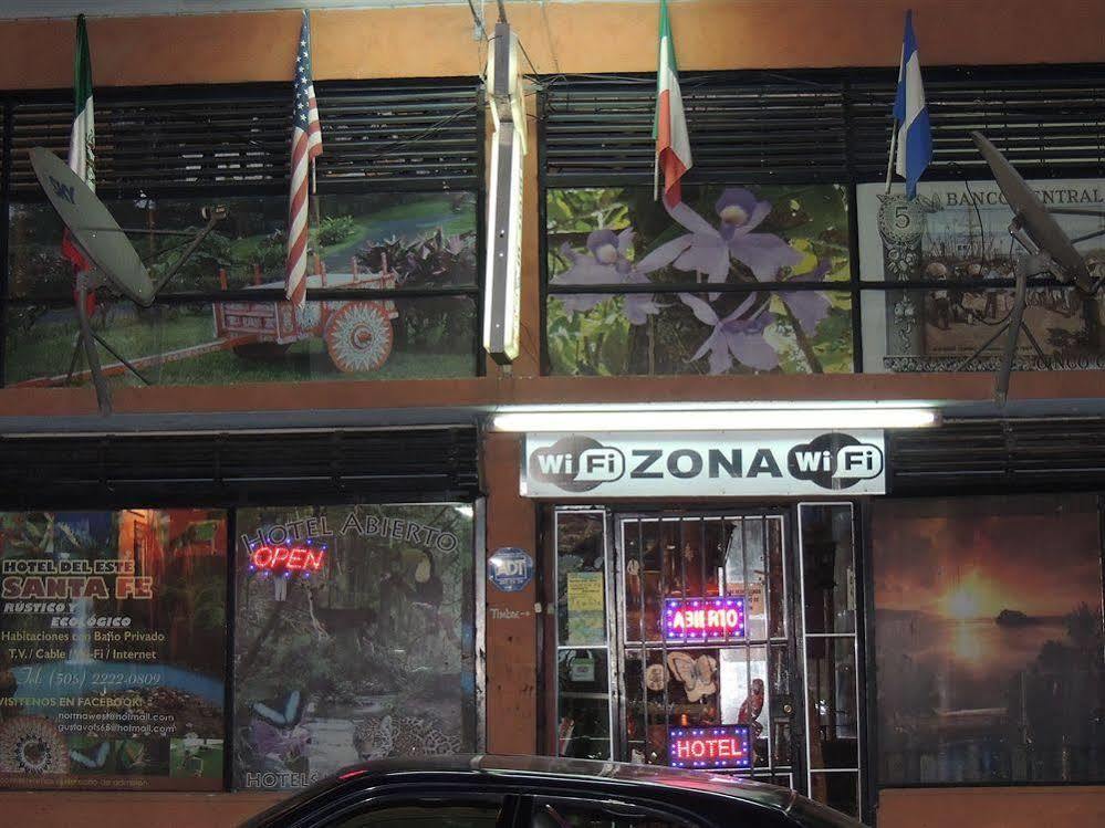 Hostal Del Este Santa Fe San Jose  Exterior photo